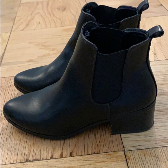 a new day Shoes - New A New Day Target Black Booties Sz 7 - NWOB